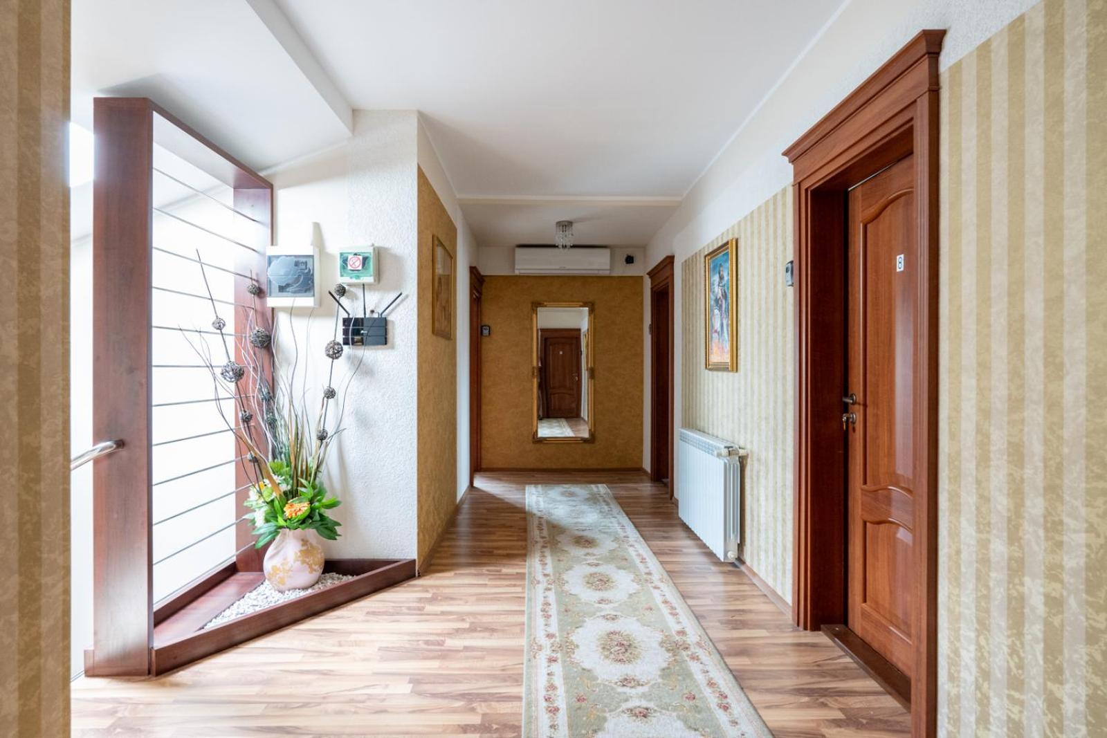 Farawayhomes Aparthotel Near Vienna Airport - Anytime Self Check-In Bruck an der Leitha Exterior photo