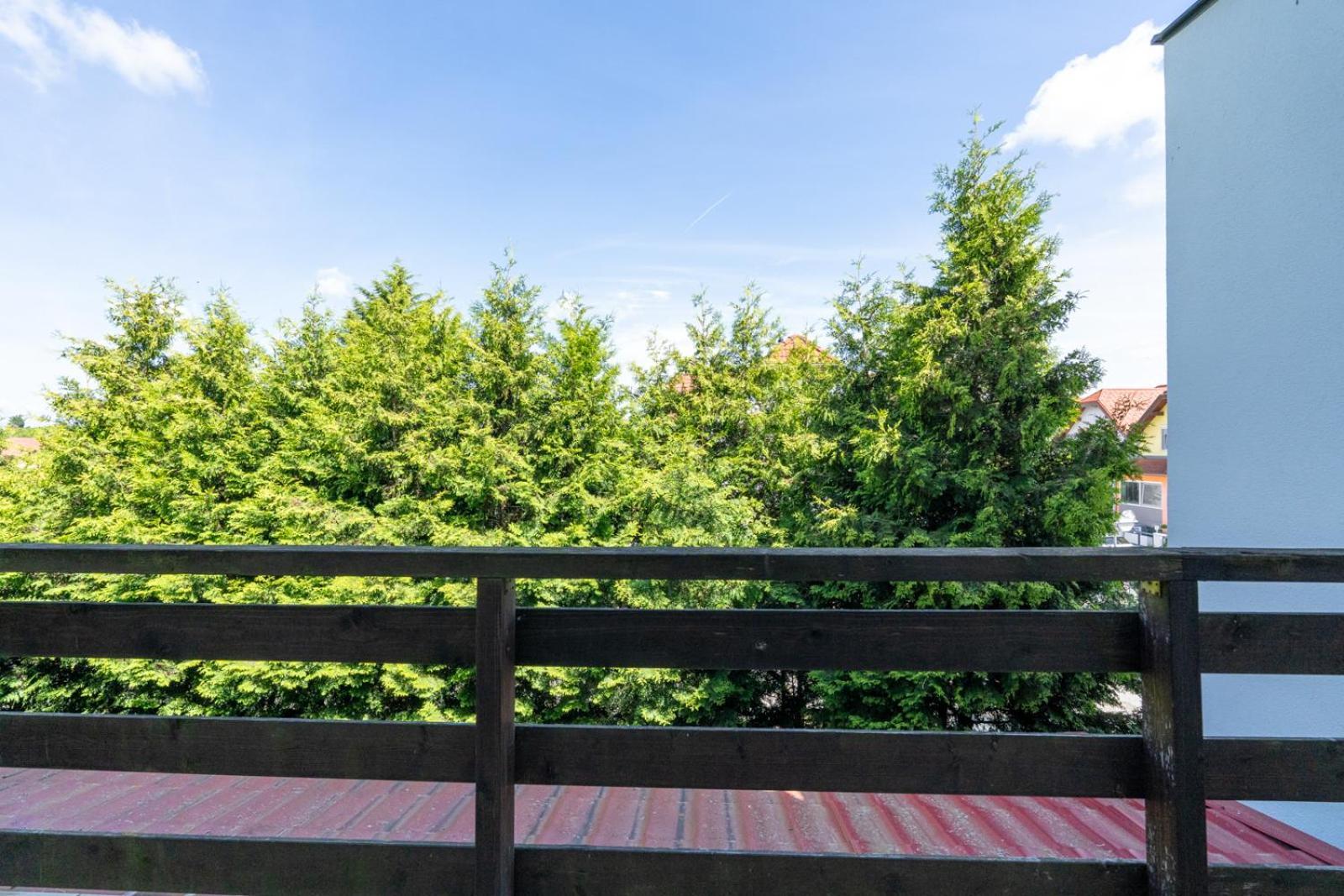 Farawayhomes Aparthotel Near Vienna Airport - Anytime Self Check-In Bruck an der Leitha Exterior photo