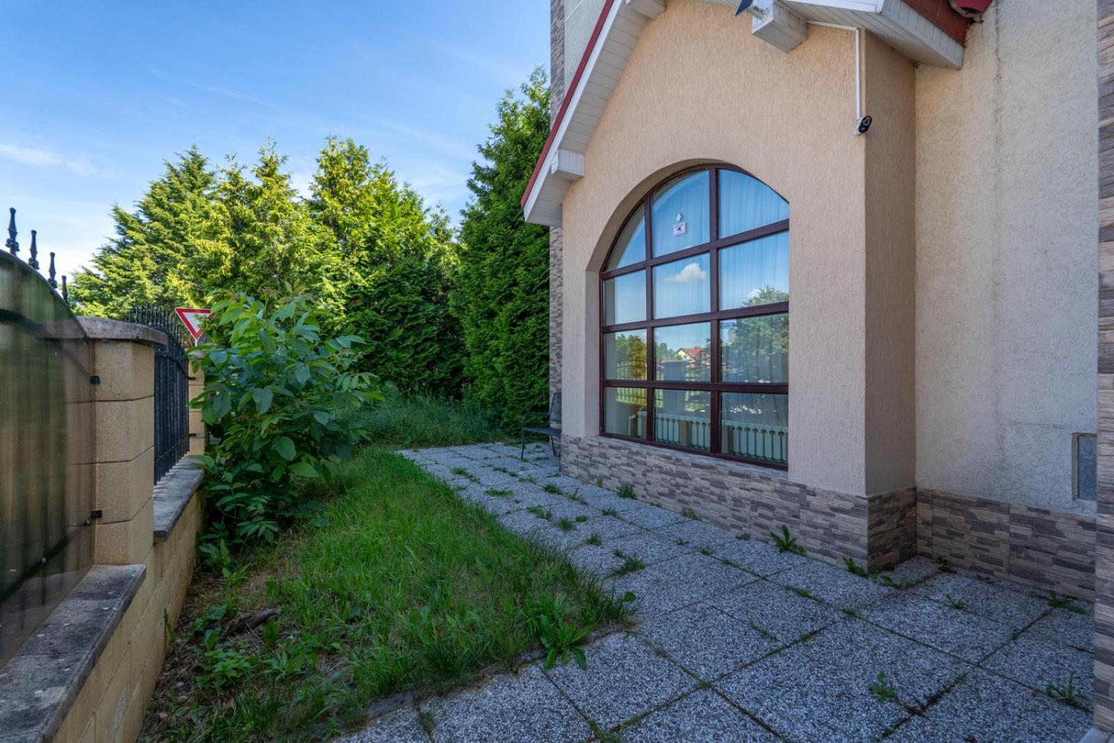 Farawayhomes Aparthotel Near Vienna Airport - Anytime Self Check-In Bruck an der Leitha Exterior photo