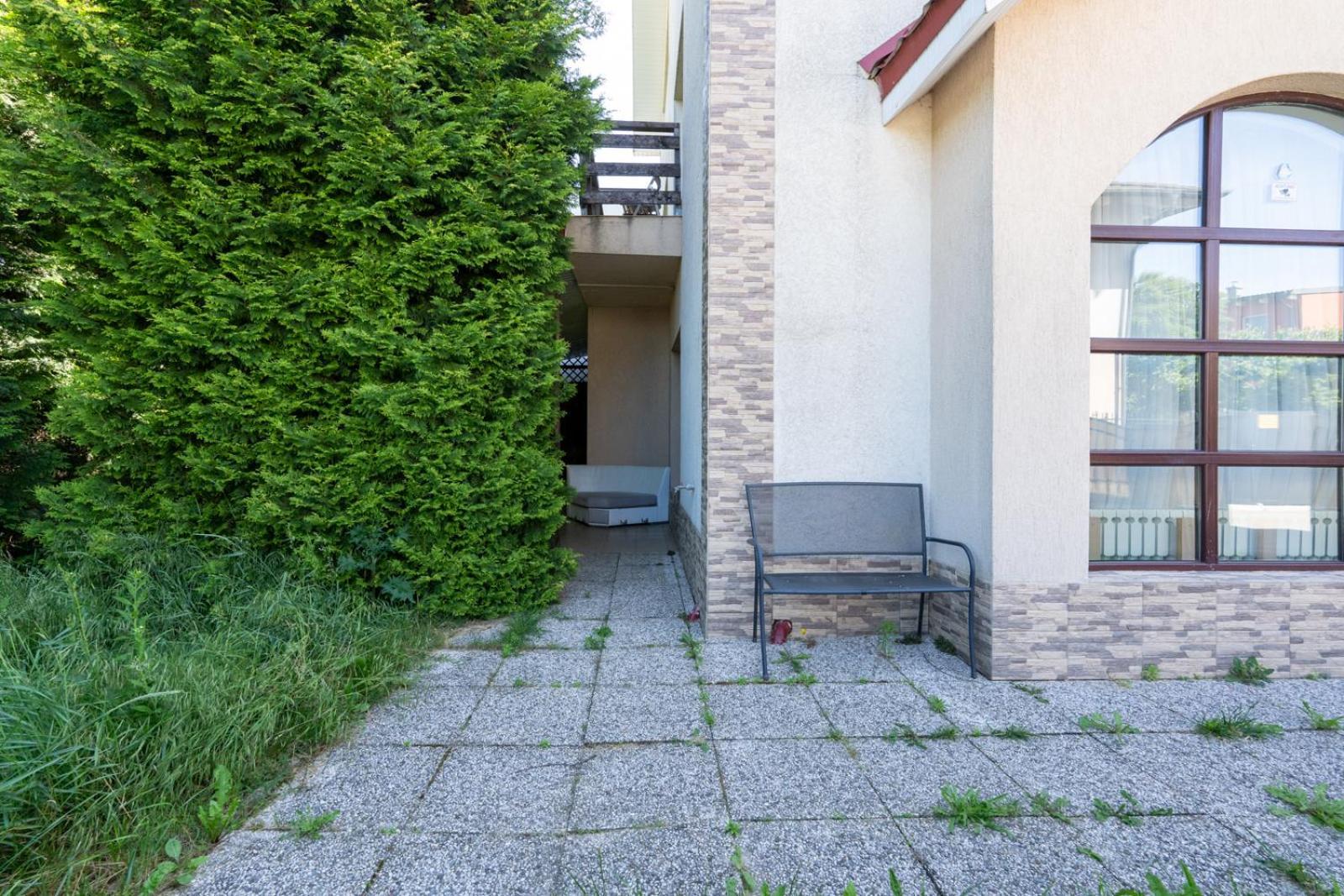 Farawayhomes Aparthotel Near Vienna Airport - Anytime Self Check-In Bruck an der Leitha Exterior photo